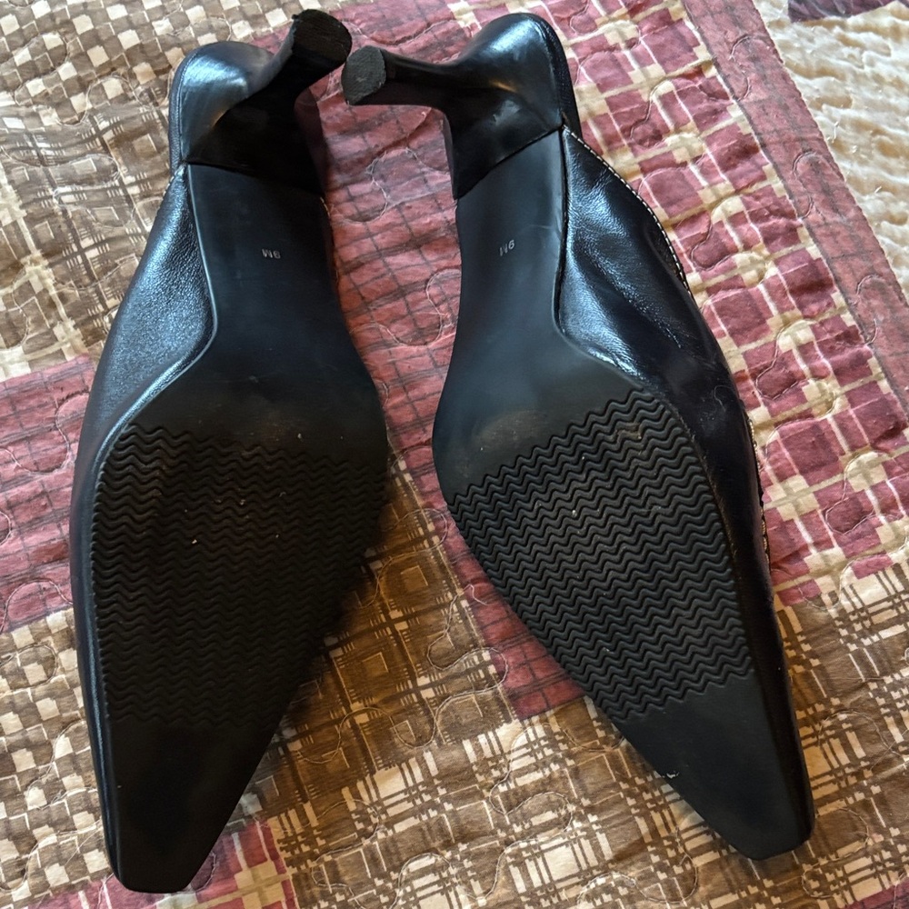 Karen Scott navy blue Leather Pointed Toe Mule Clogs - Picture 2 of 3